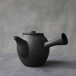 Black Ceramic Kyusu 360ml Kyusu Teapot Chinese Tea Set